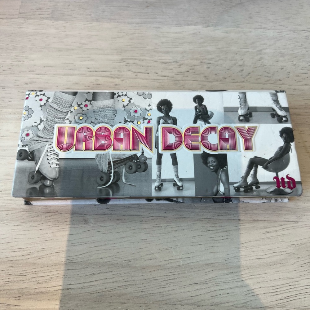 Urban decay roller girl palette